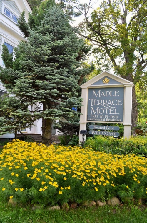 Maple Terrace Motel image 36