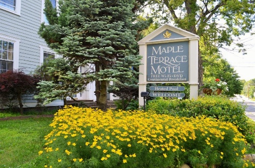 Maple Terrace Motel image 50